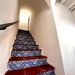 Lb Bed & Breakfast