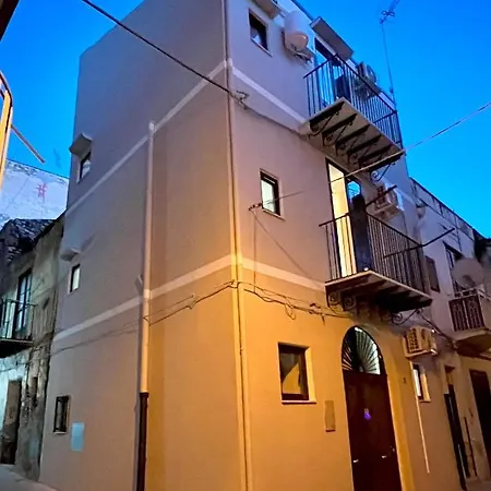 Lb فندق مبيت وإفطار ترميني إميرسي