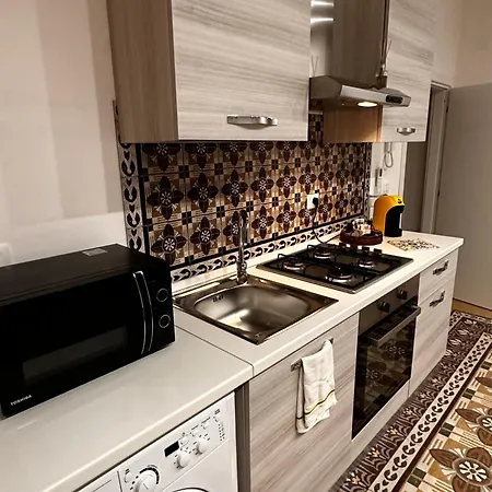 Lb فندق مبيت وإفطار ترميني إميرسي