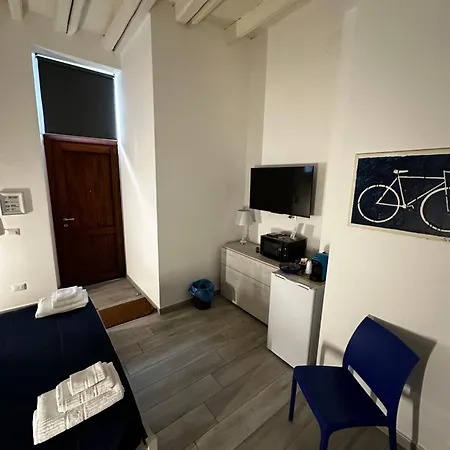 Lb Bed & Breakfast
